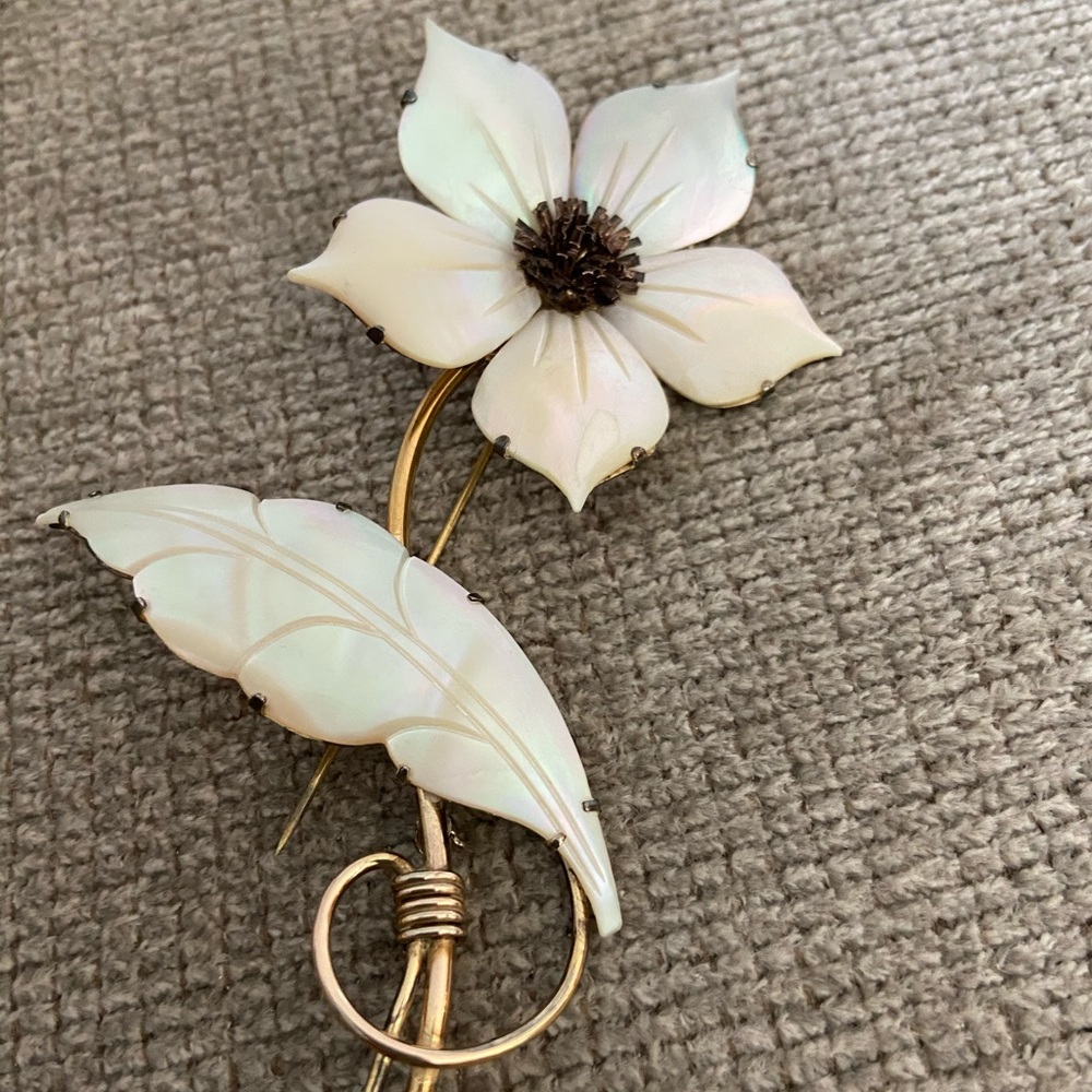 Vintage Ocean Treasure Large Flower Brooche